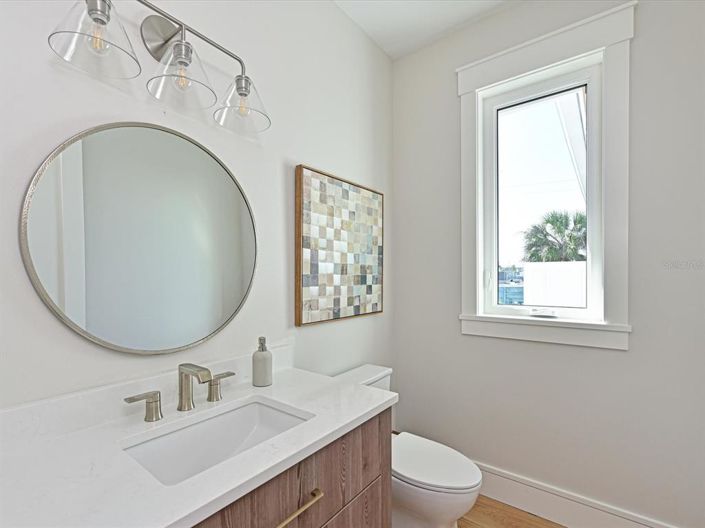 Image No.19-4 Bed Property for sale