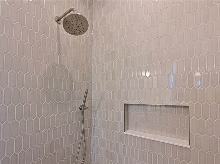 Image No.23-4 Bed Property for sale