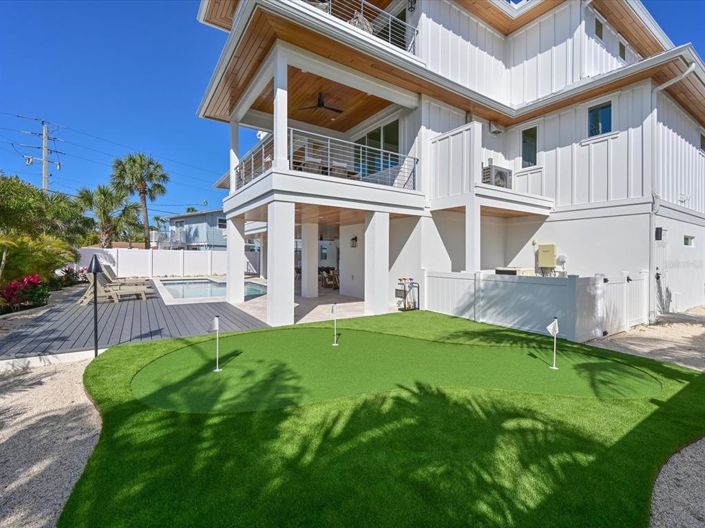 Image No.42-4 Bed Property for sale