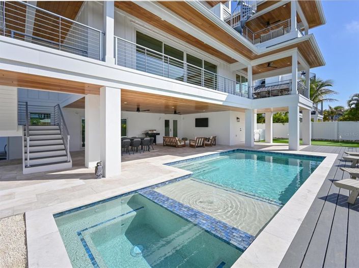 Image No.45-4 Bed Property for sale