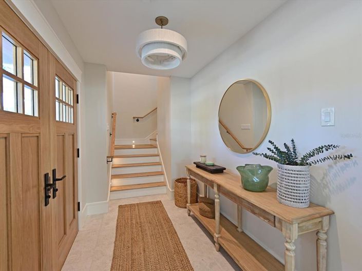 Image No.5-4 Bed Property for sale