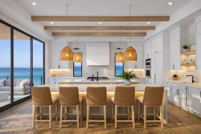 Image No.10-6 Bed Property for sale