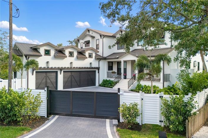 Image No.21-5 Bed Property for sale