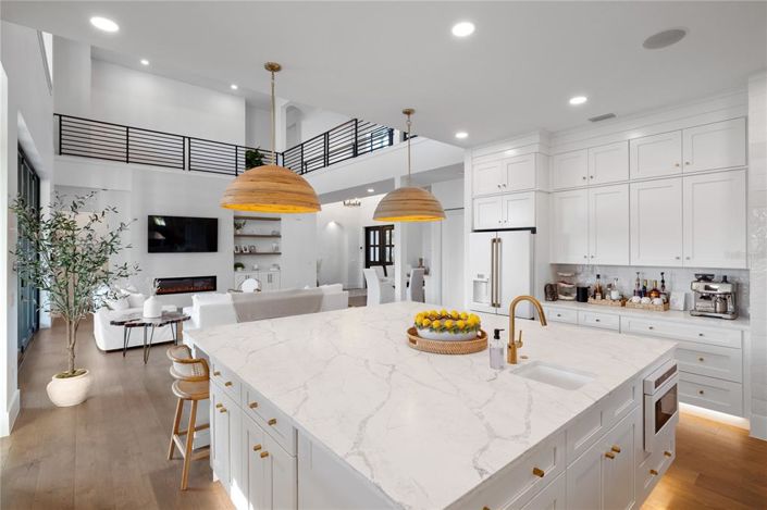 Image No.34-5 Bed Property for sale