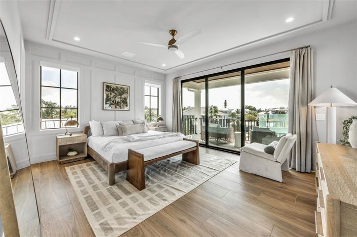 Image No.38-6 Bed Property for sale