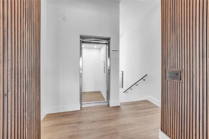 Image No.48-6 Bed Property for sale