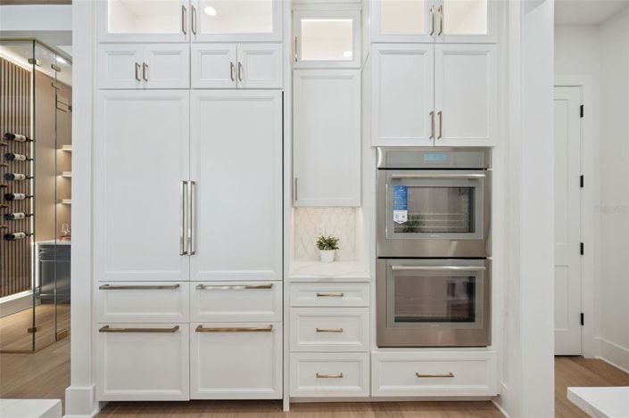 Image No.18-5 Bed Property for sale