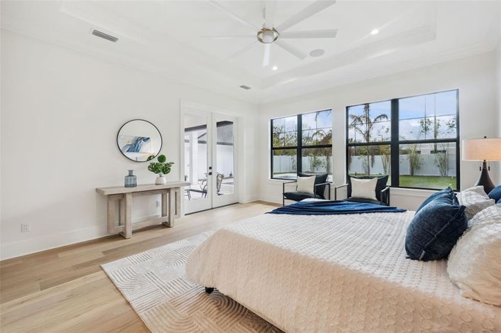 Image No.30-5 Bed Property for sale