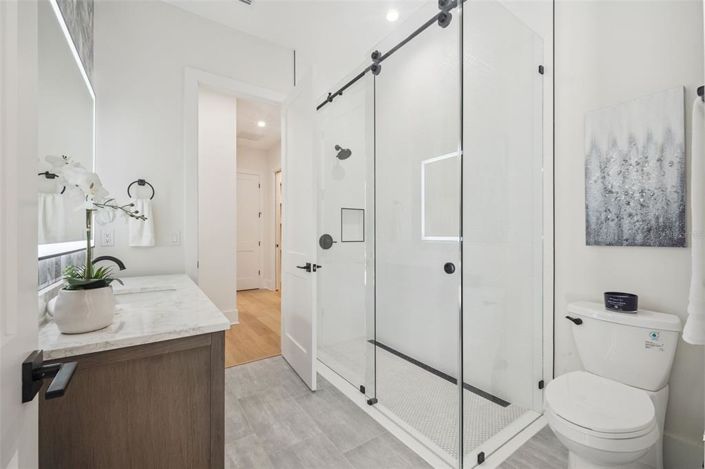 Image No.39-5 Bed Property for sale