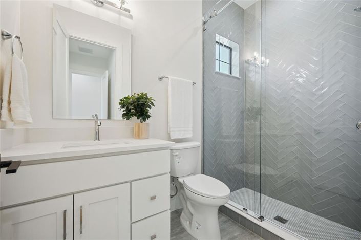 Image No.53-5 Bed Property for sale