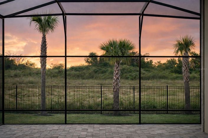 Image No.2-6 Bed Property for sale