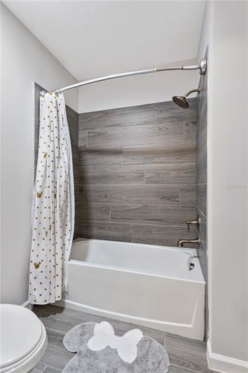 Image No.30-6 Bed Property for sale