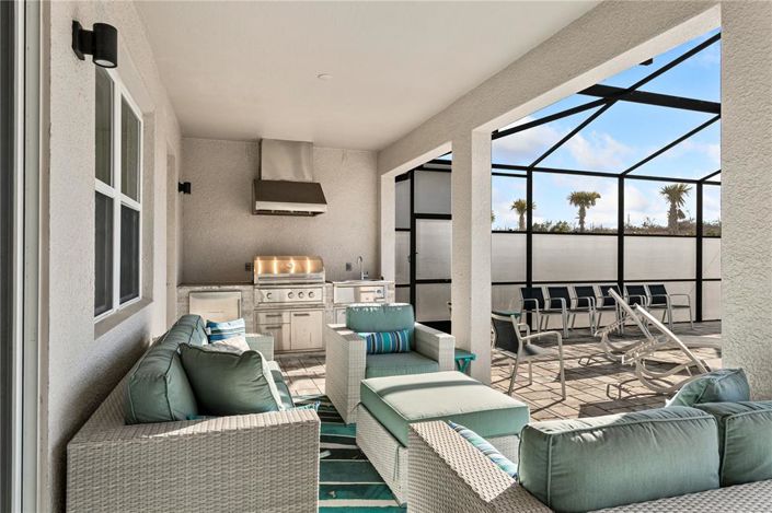 Image No.36-6 Bed Property for sale