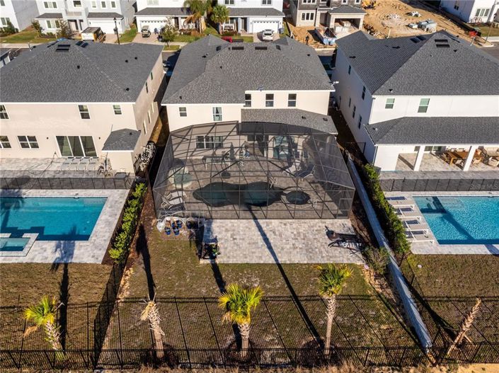 Image No.43-6 Bed Property for sale