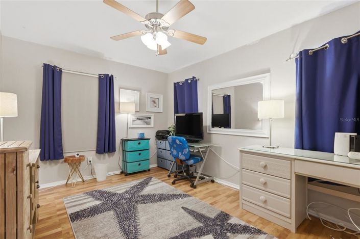 Image No.17-3 Bed Property for sale