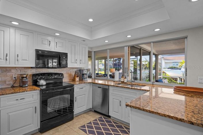 Image No.21-3 Bed Property for sale