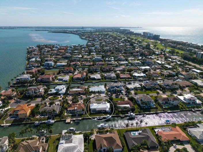 Image No.42-3 Bed Property for sale