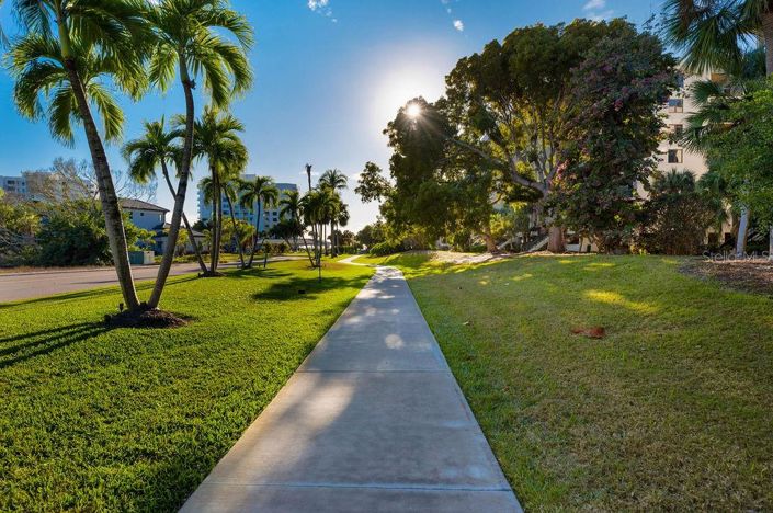 Image No.45-3 Bed Property for sale