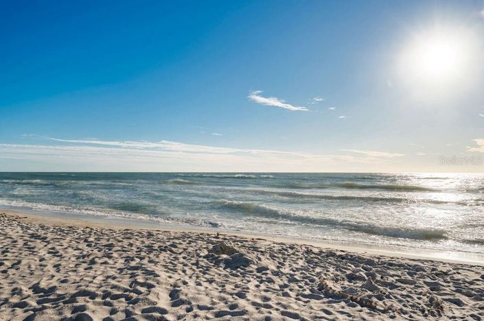 Image No.48-3 Bed Property for sale