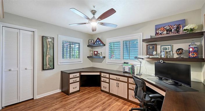 Image No.19-4 Bed Property for sale