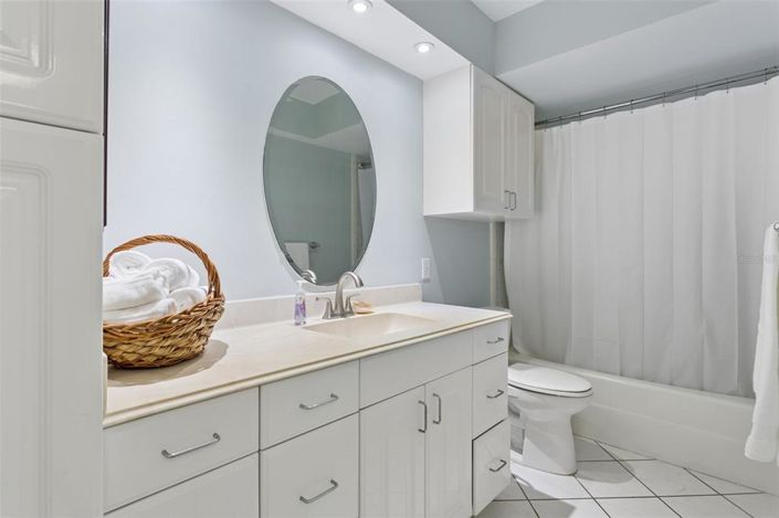 Image No.23-2 Bed Property for sale