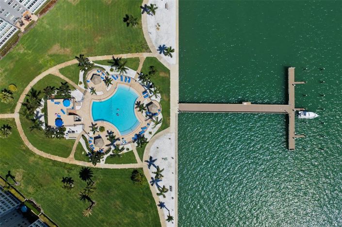 Image No.27-2 Bed Property for sale