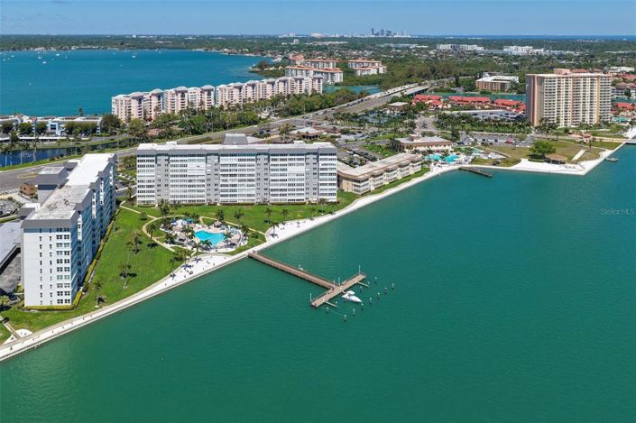 Image No.28-2 Bed Property for sale