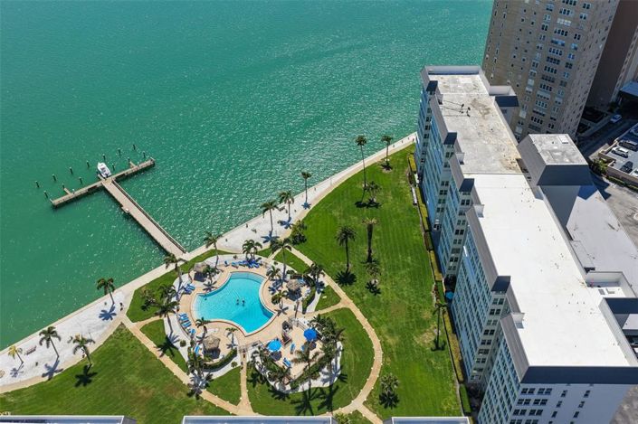 Image No.30-2 Bed Property for sale