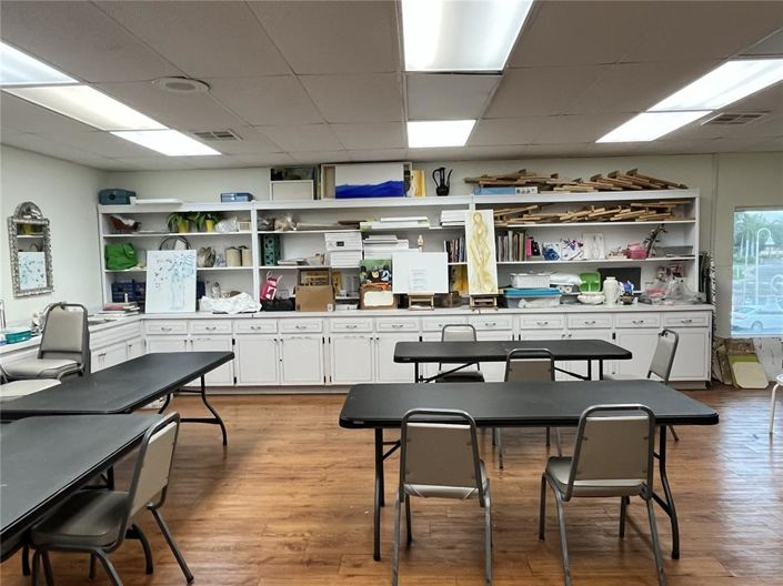 Image No.49-2 Bed Property for sale