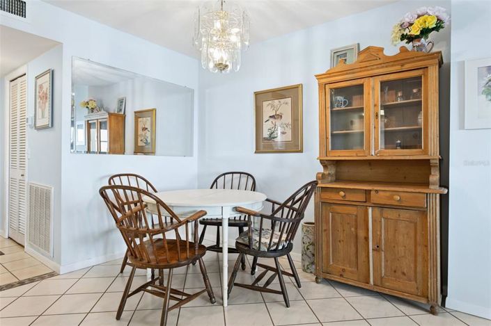 Image No.7-2 Bed Property for sale