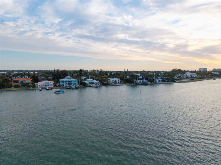 Image No.13-Propriété de 4 chambres à vendre à Sarasota