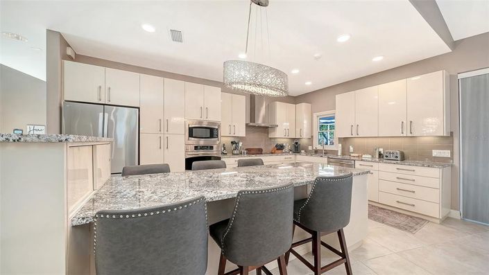 Image No.22-3 Bed Property for sale