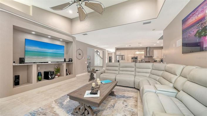 Image No.29-3 Bed Property for sale