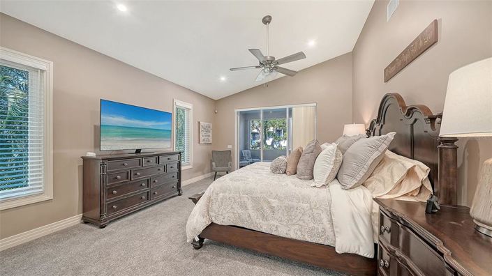 Image No.30-3 Bed Property for sale