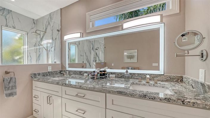 Image No.34-3 Bed Property for sale