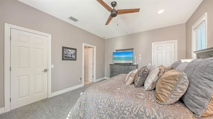 Image No.41-3 Bed Property for sale