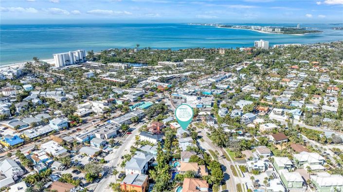 Image No.3-Propriété de 4 chambres à vendre à Sarasota