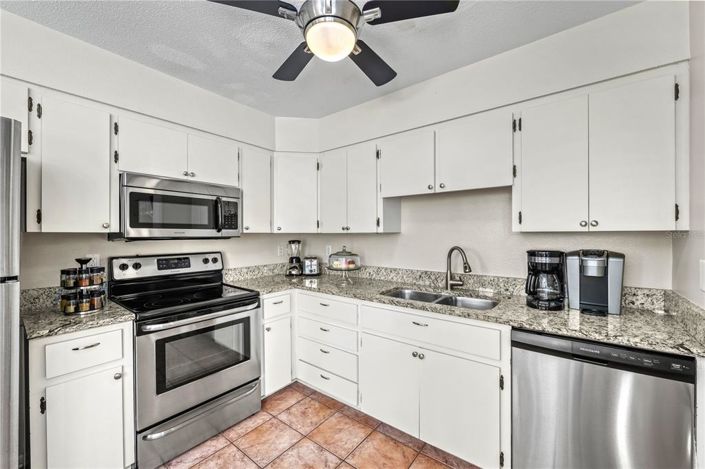 Image No.6-Propriété de 4 chambres à vendre à Sarasota