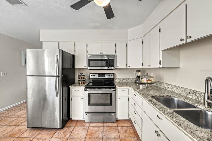 Image No.7-Propriété de 4 chambres à vendre à Sarasota