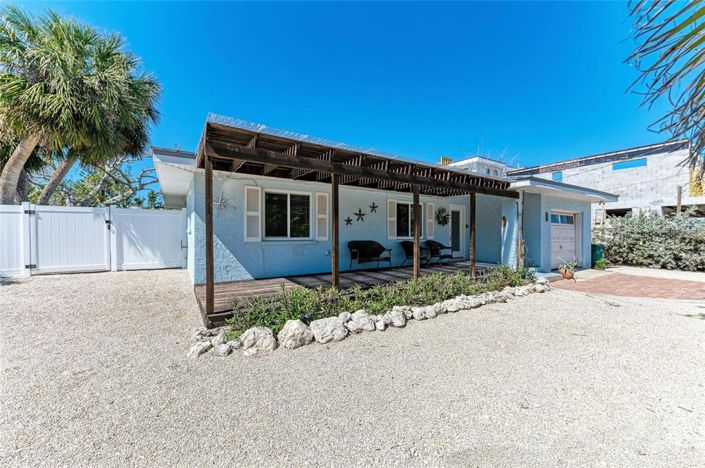 Image No.3-3 Bed Property for sale