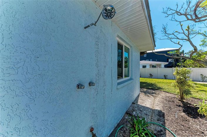 Image No.33-3 Bed Property for sale