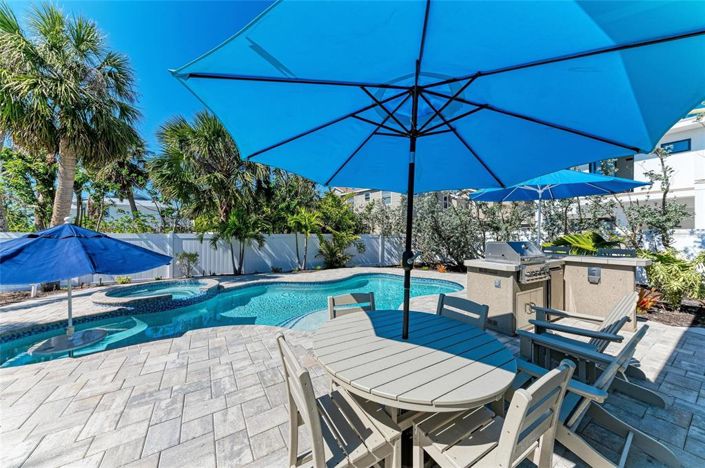 Image No.34-3 Bed Property for sale