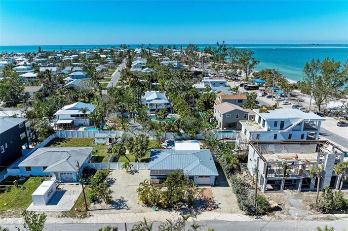 Image No.39-3 Bed Property for sale