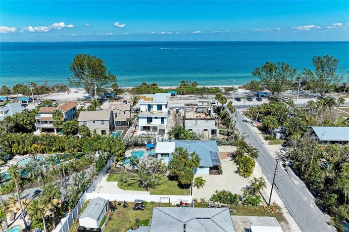 Image No.41-3 Bed Property for sale