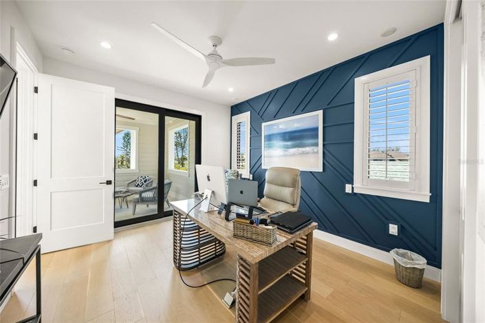 Image No.43-6 Bed Property for sale