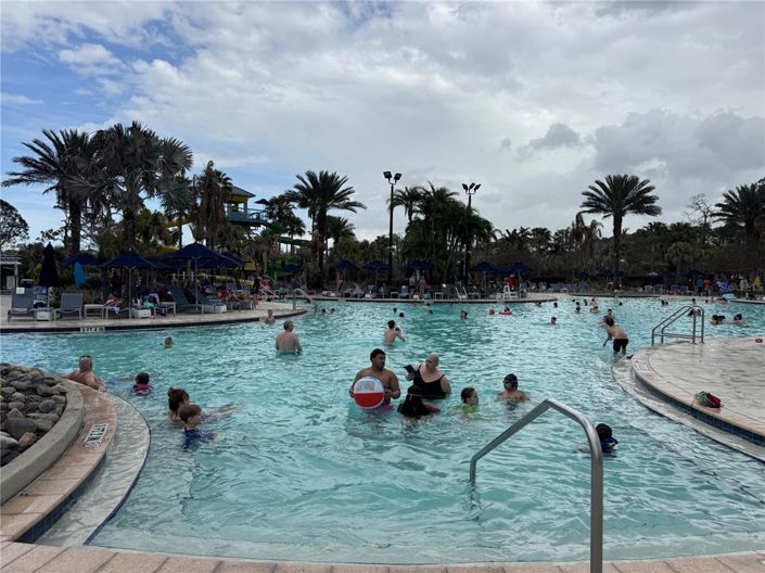 Image No.31-Propriété de 2 chambres à vendre à Winter Garden