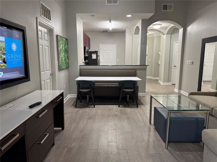 Image No.5-Propriété de 2 chambres à vendre à Winter Garden