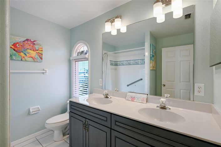 Image No.24-3 Bed Property for sale