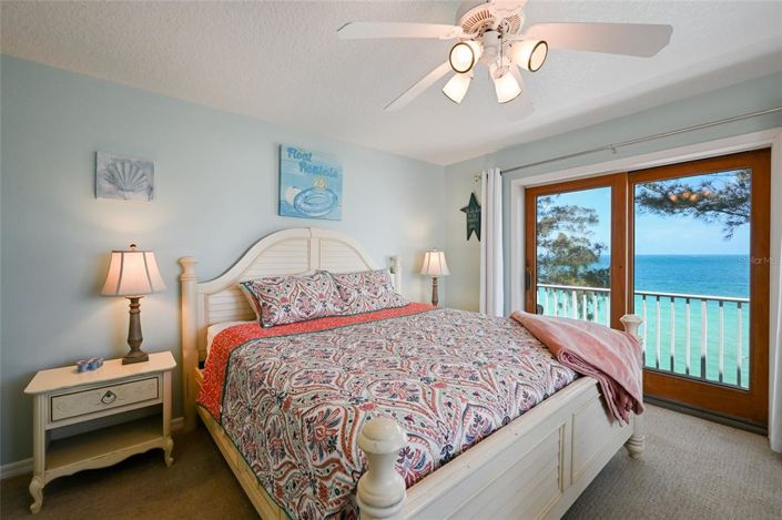 Image No.26-3 Bed Property for sale