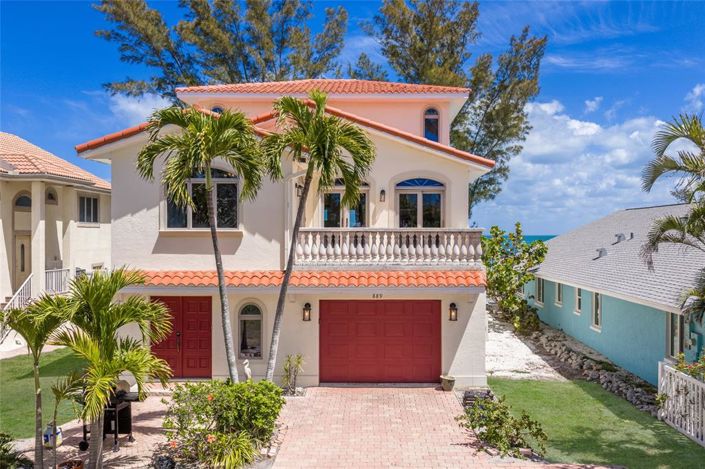 Image No.3-3 Bed Property for sale